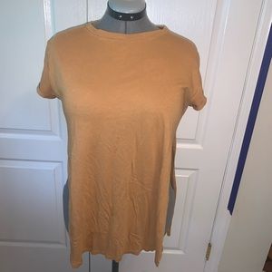 Women’s Beige/Tan Slit Shirt.